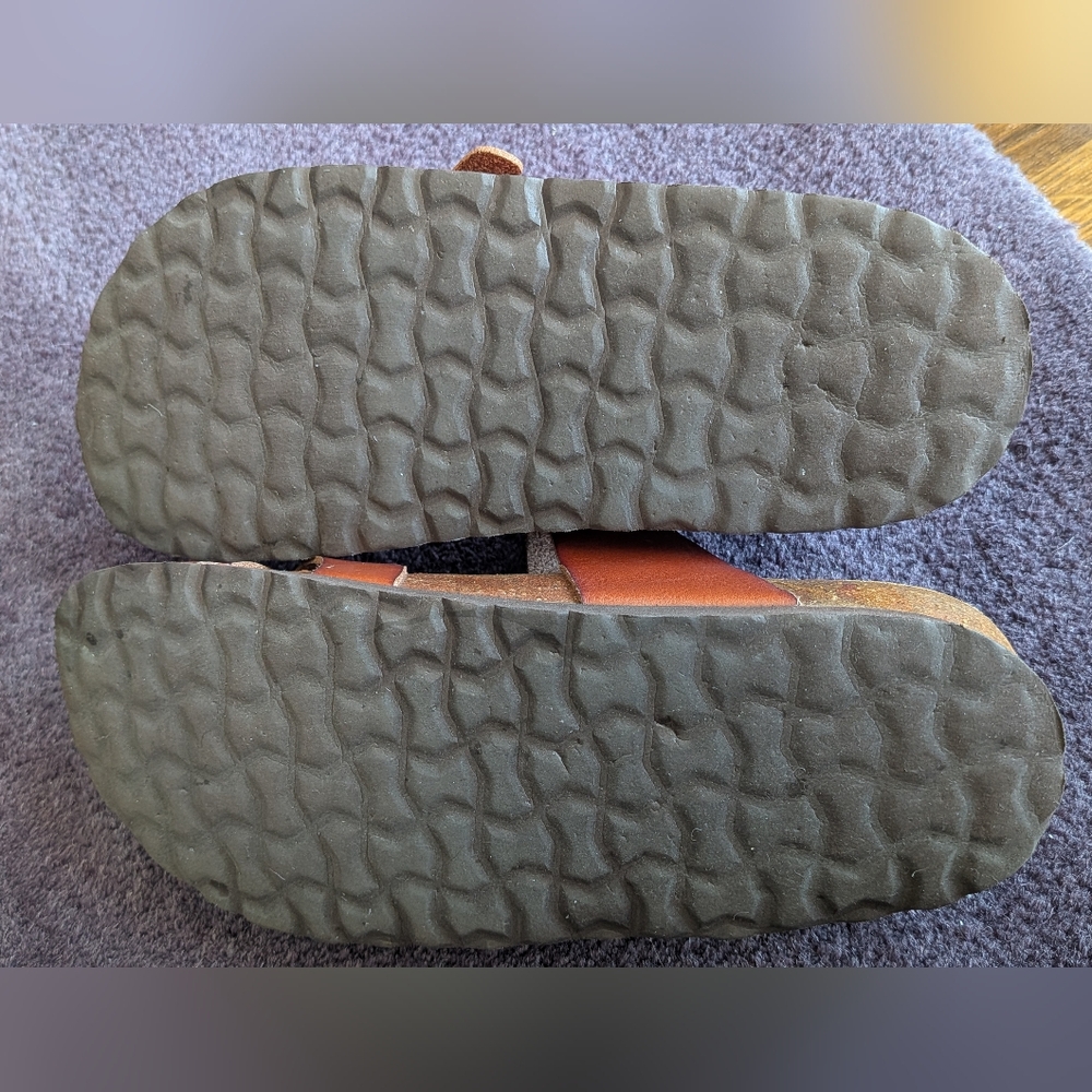 Cushionaire Women's Luna Cork Sandal - Picture 7 of 7